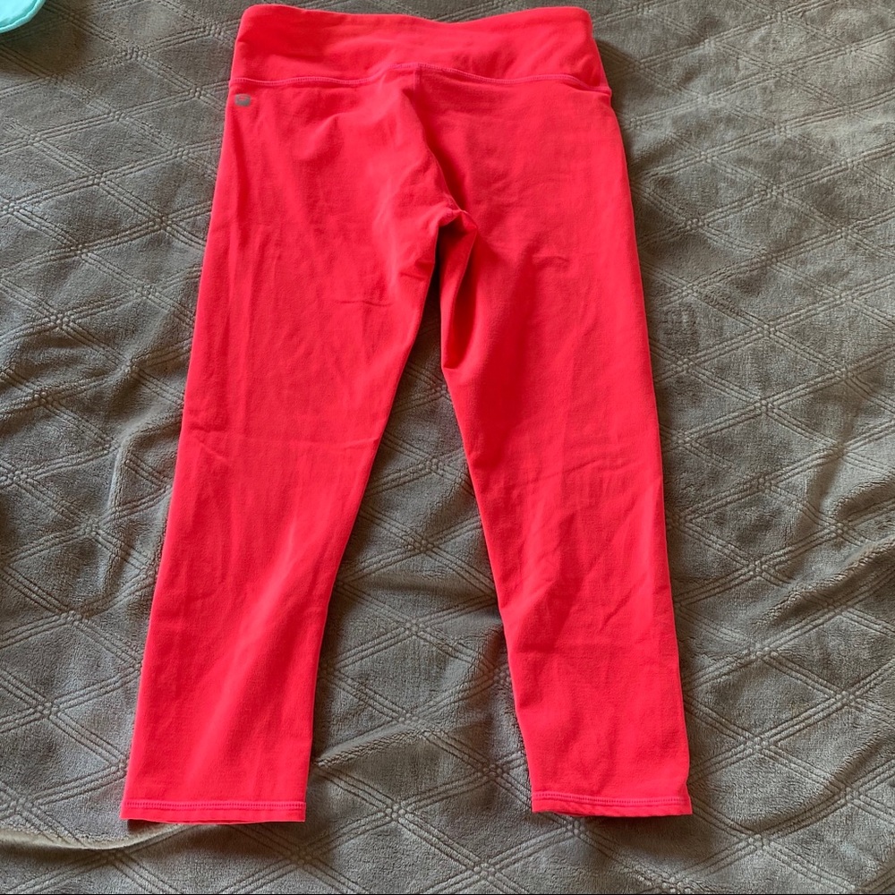Fabletics Solid Bright Pink Cropped Leggin - image 6